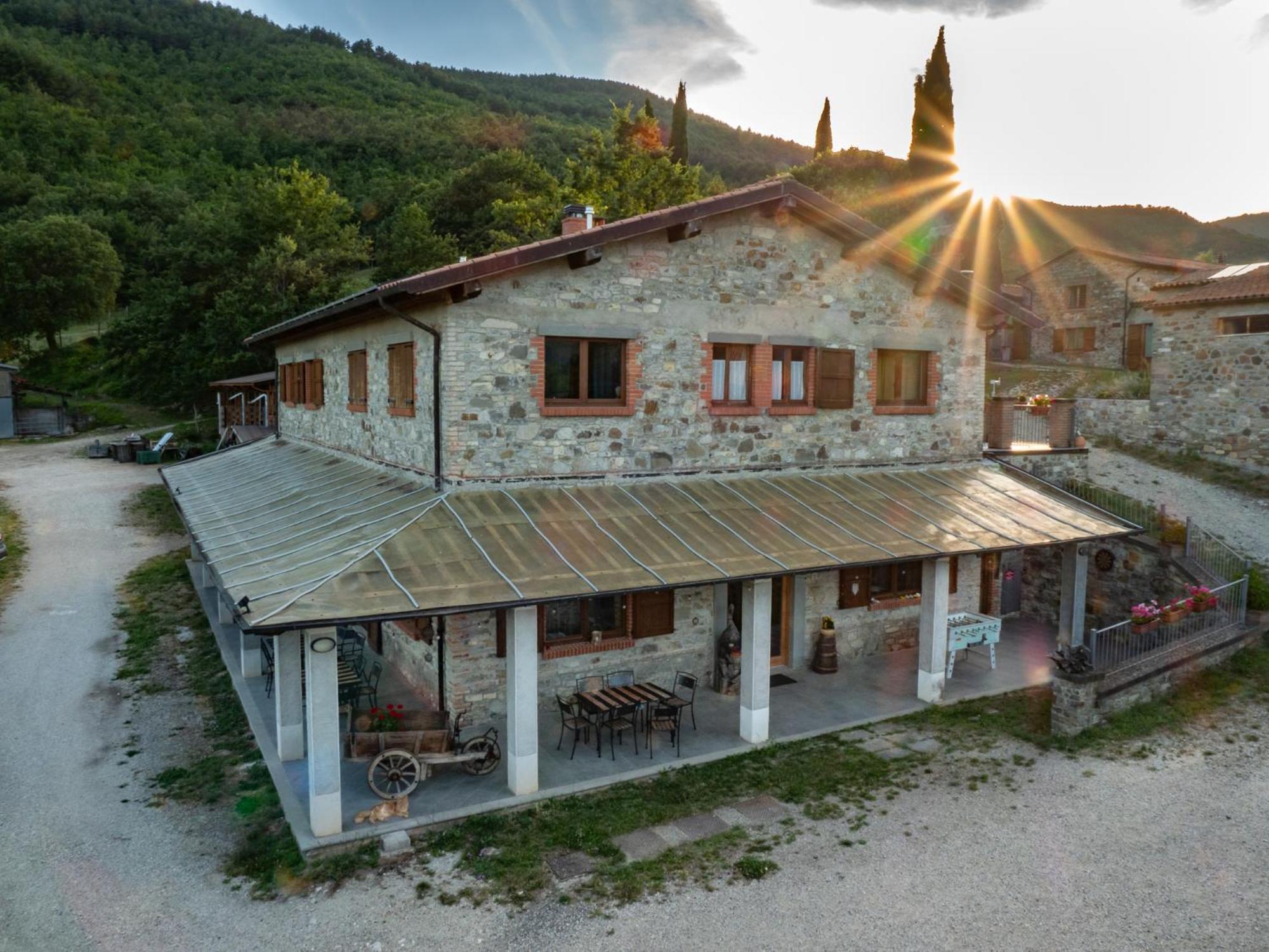 Agriturismo Villaggio Eden Пиеве Санто Стефано Екстериор снимка