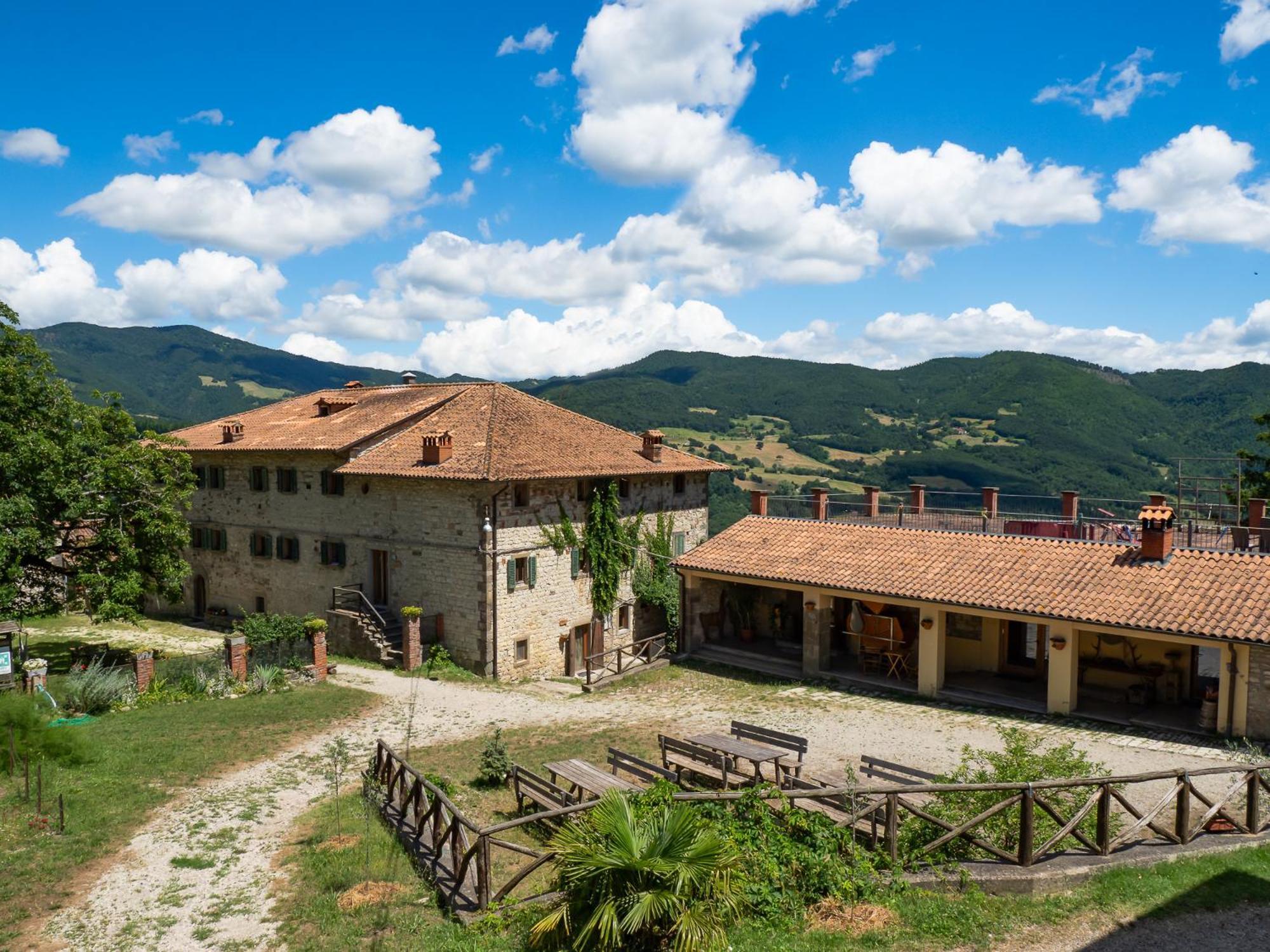Agriturismo Villaggio Eden Пиеве Санто Стефано Екстериор снимка