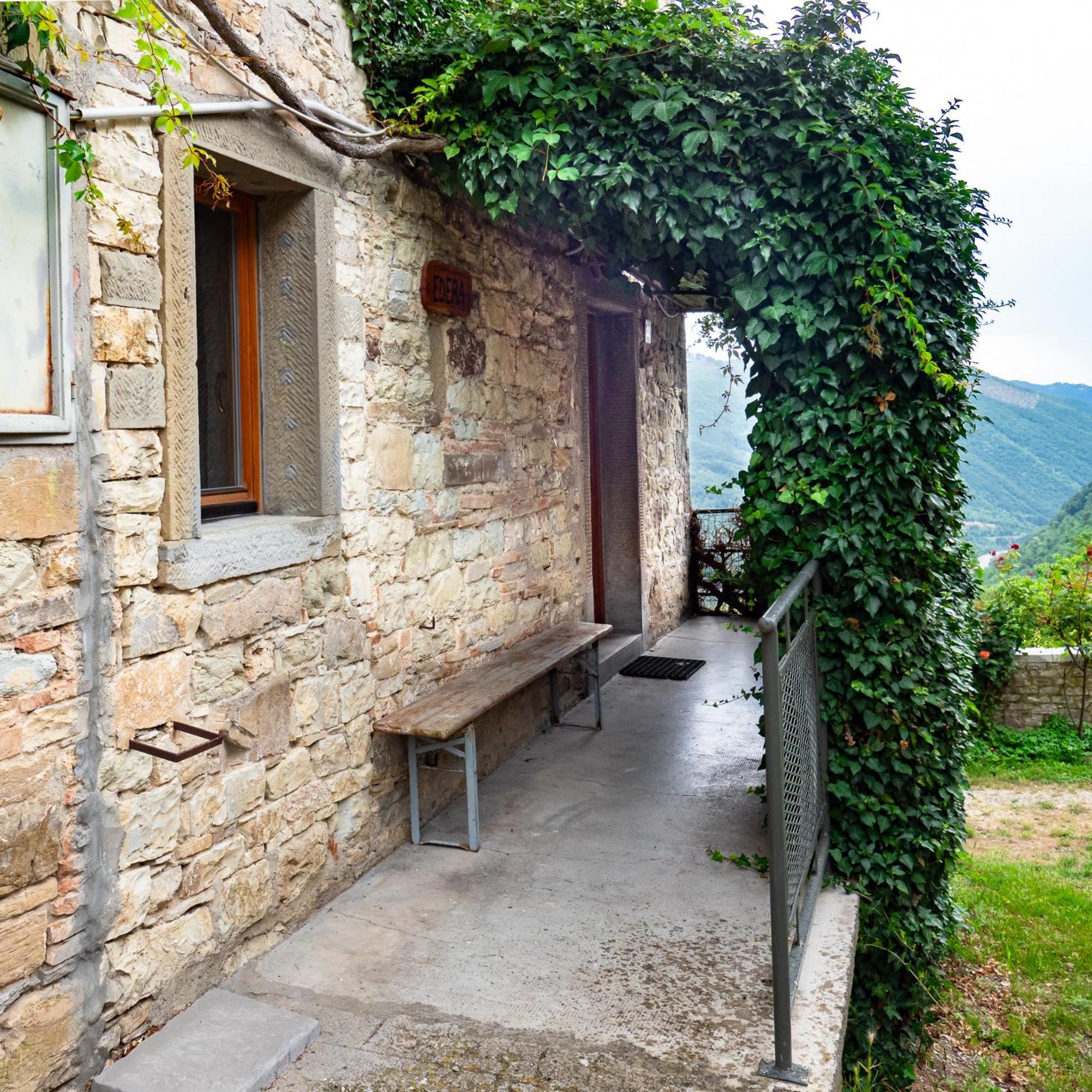 Agriturismo Villaggio Eden Пиеве Санто Стефано Екстериор снимка